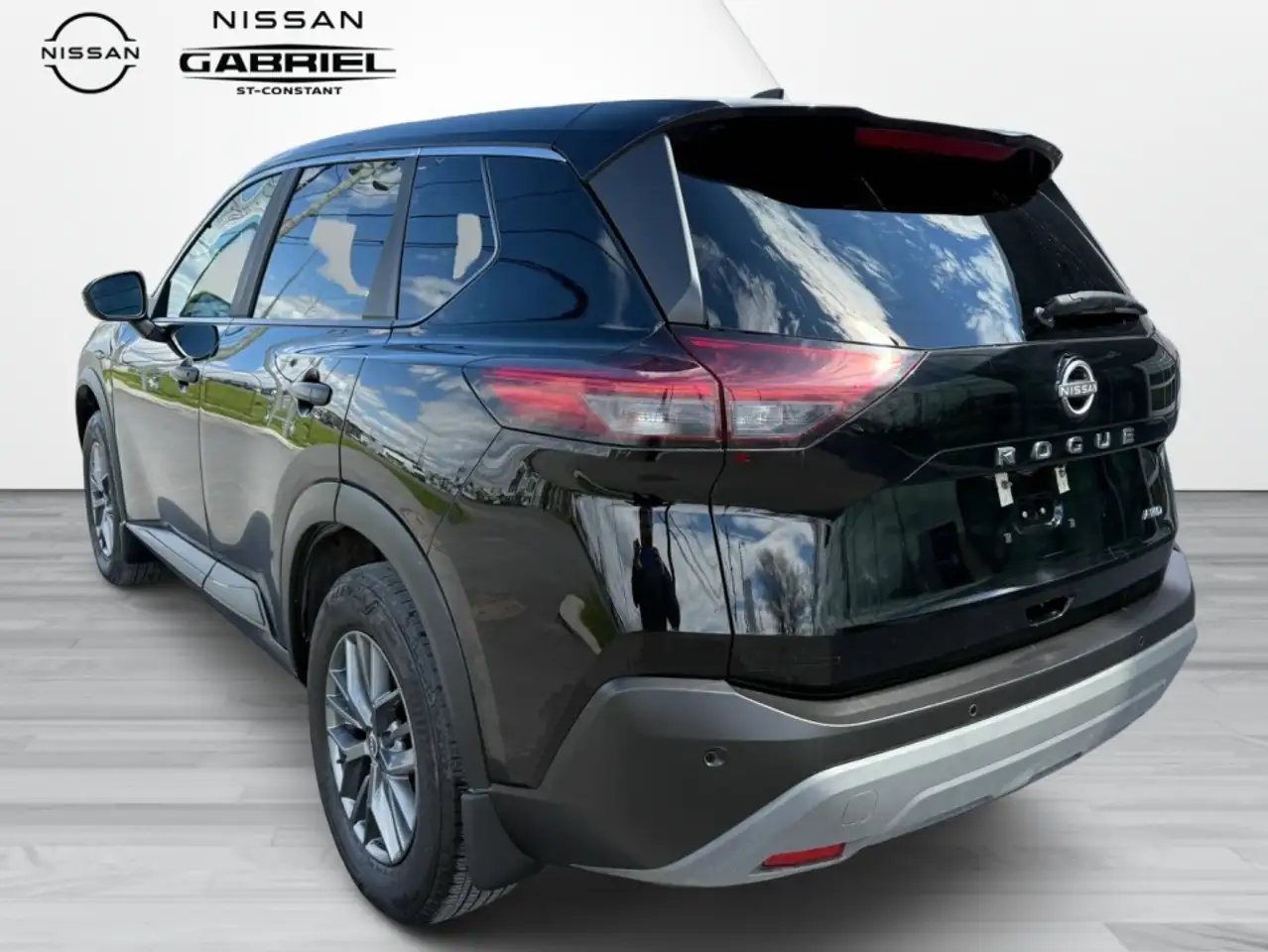 Nissan Rogue снимка Nissan Rogue