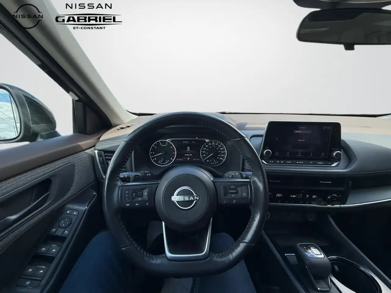 Nissan Rogue снимка Nissan Rogue