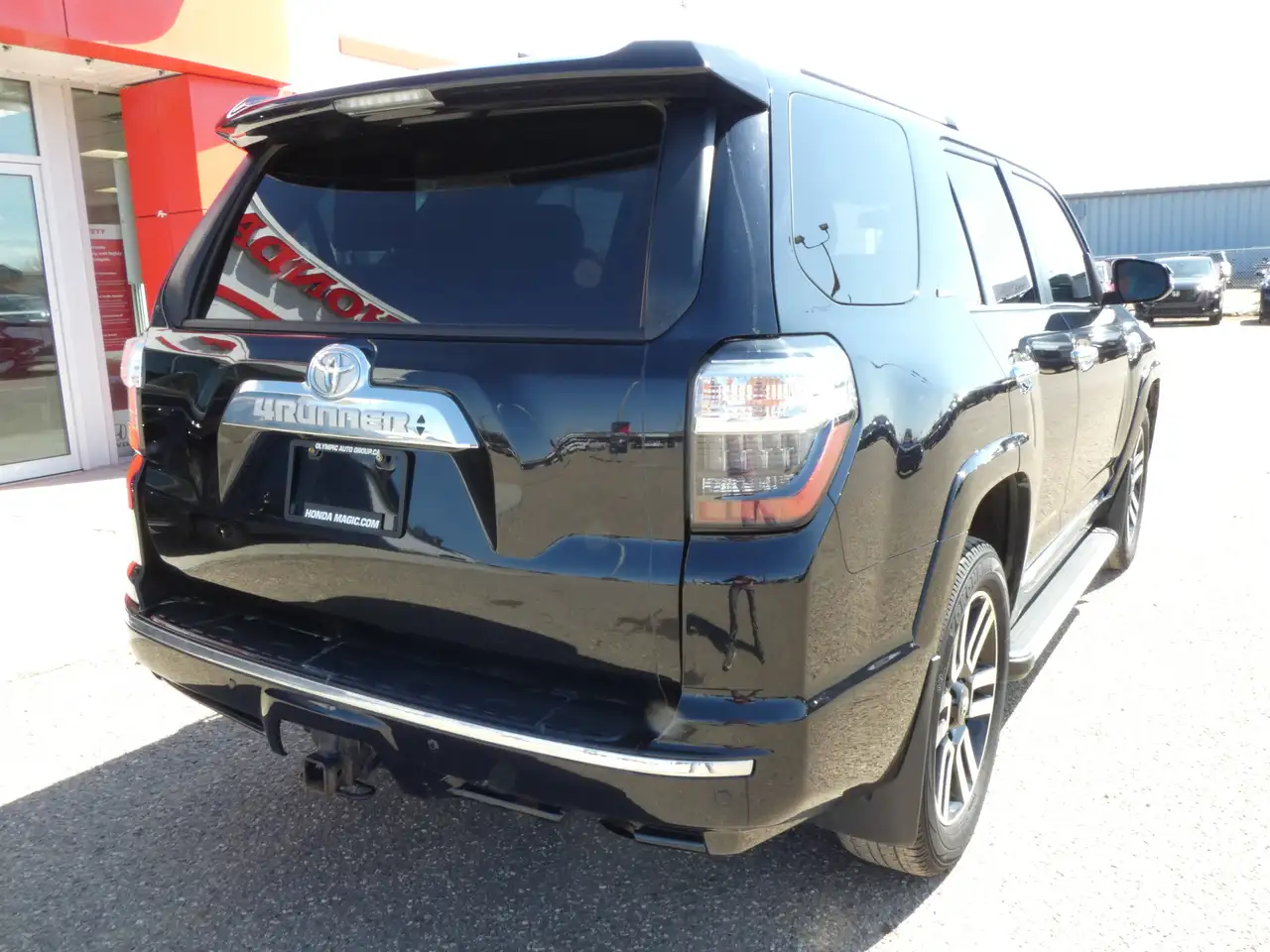 Toyota 4-Runner снимка Toyota 4-Runner