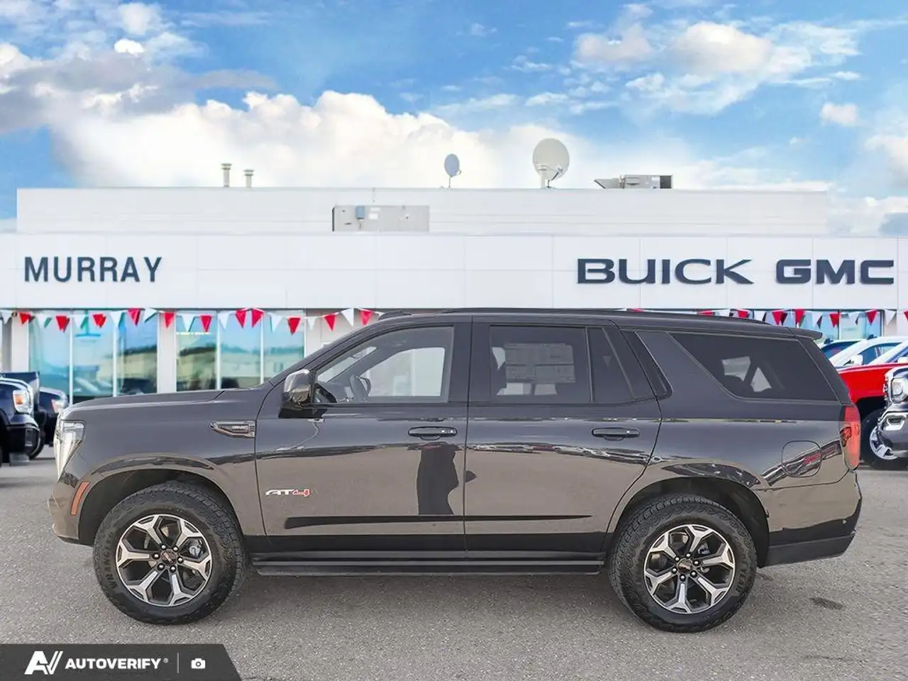 GMC Yukon photo GMC Yukon