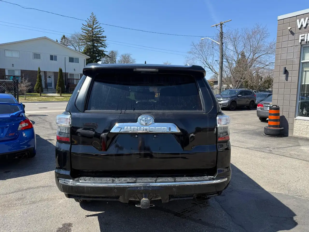 Toyota 4-Runner снимка Toyota 4-Runner