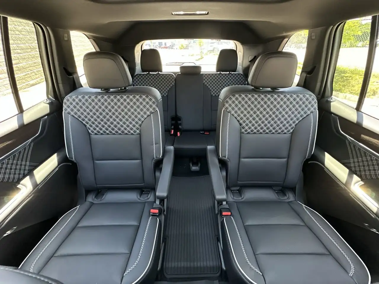 GMC Acadia photo GMC Acadia