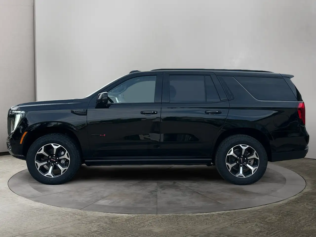 GMC Yukon снимка GMC Yukon
