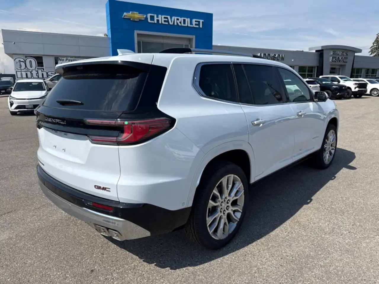 GMC Acadia photo GMC Acadia