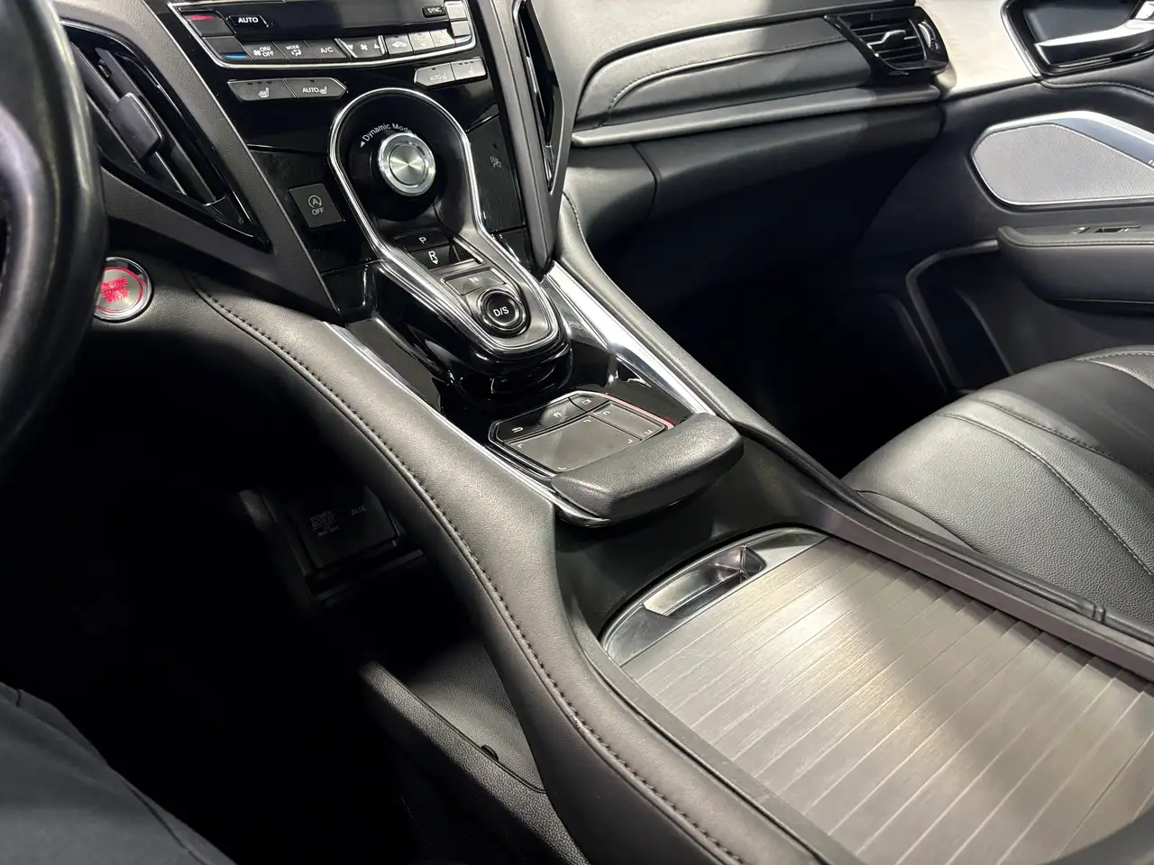 Acura RDX снимка Acura RDX