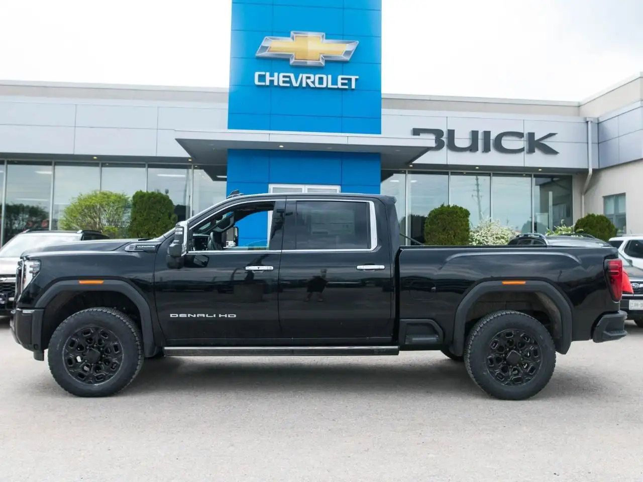 GMC Sierra 2500HD снимка GMC Sierra 2500HD