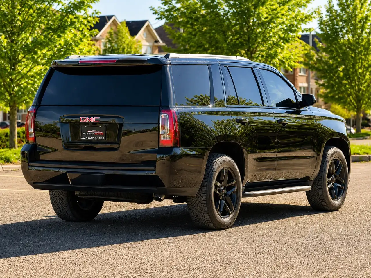 GMC Yukon снимка GMC Yukon