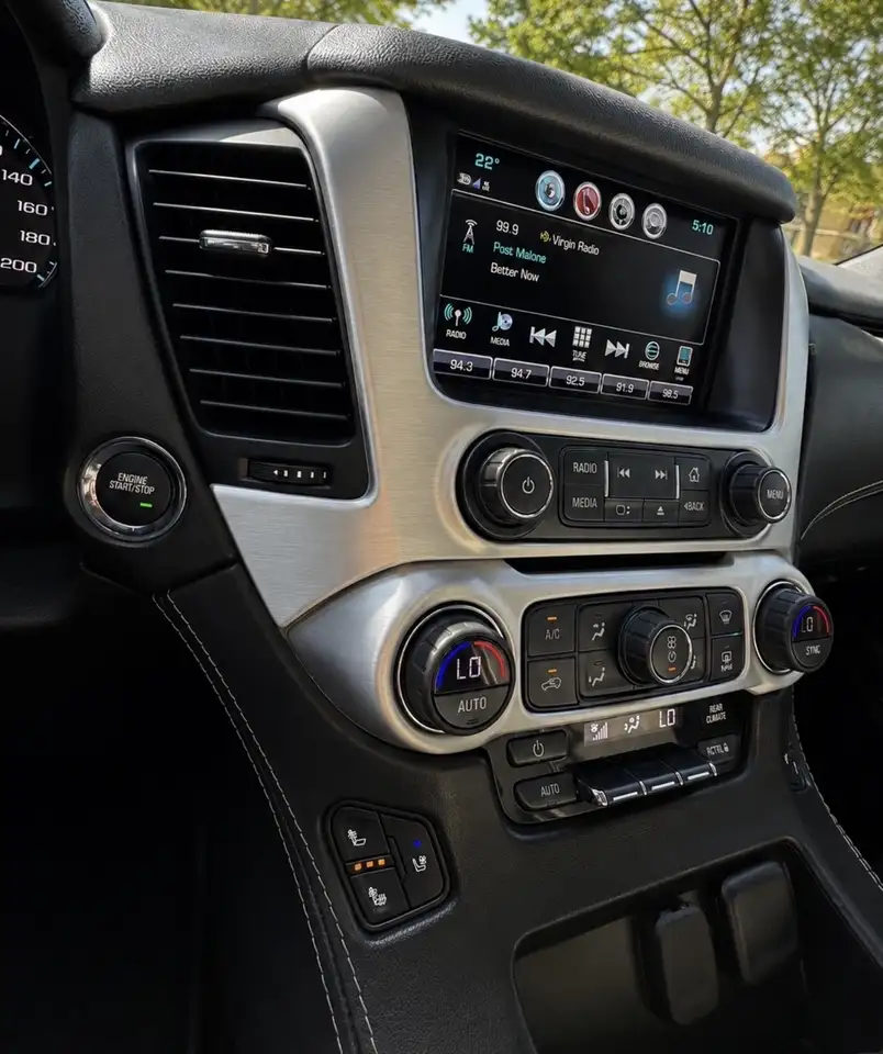 GMC Yukon снимка GMC Yukon