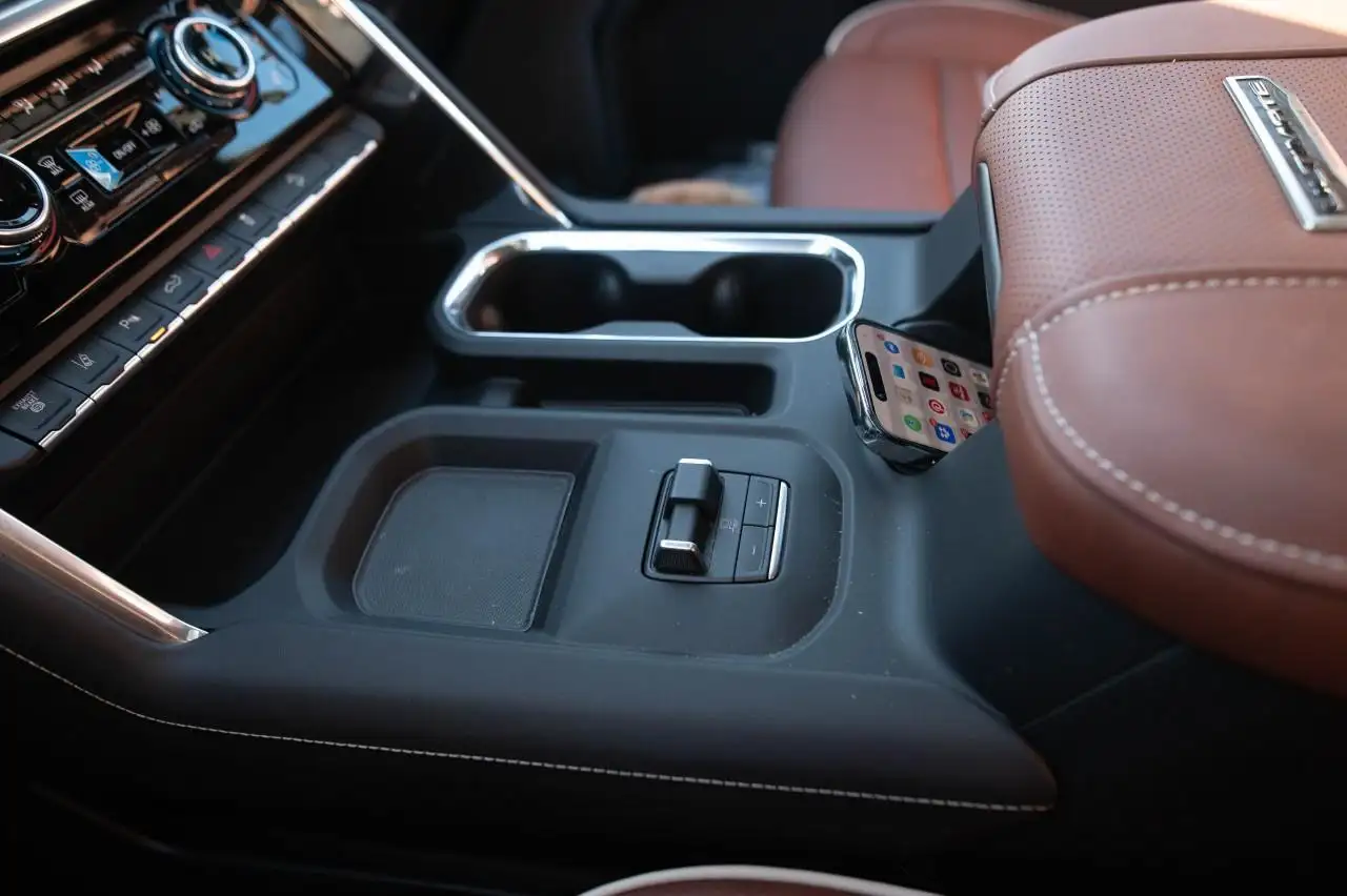 GMC Sierra 2500HD снимка GMC Sierra 2500HD