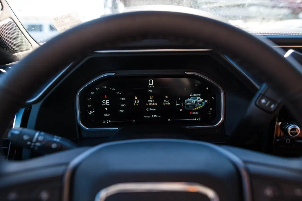 GMC Sierra 2500HD снимка GMC Sierra 2500HD