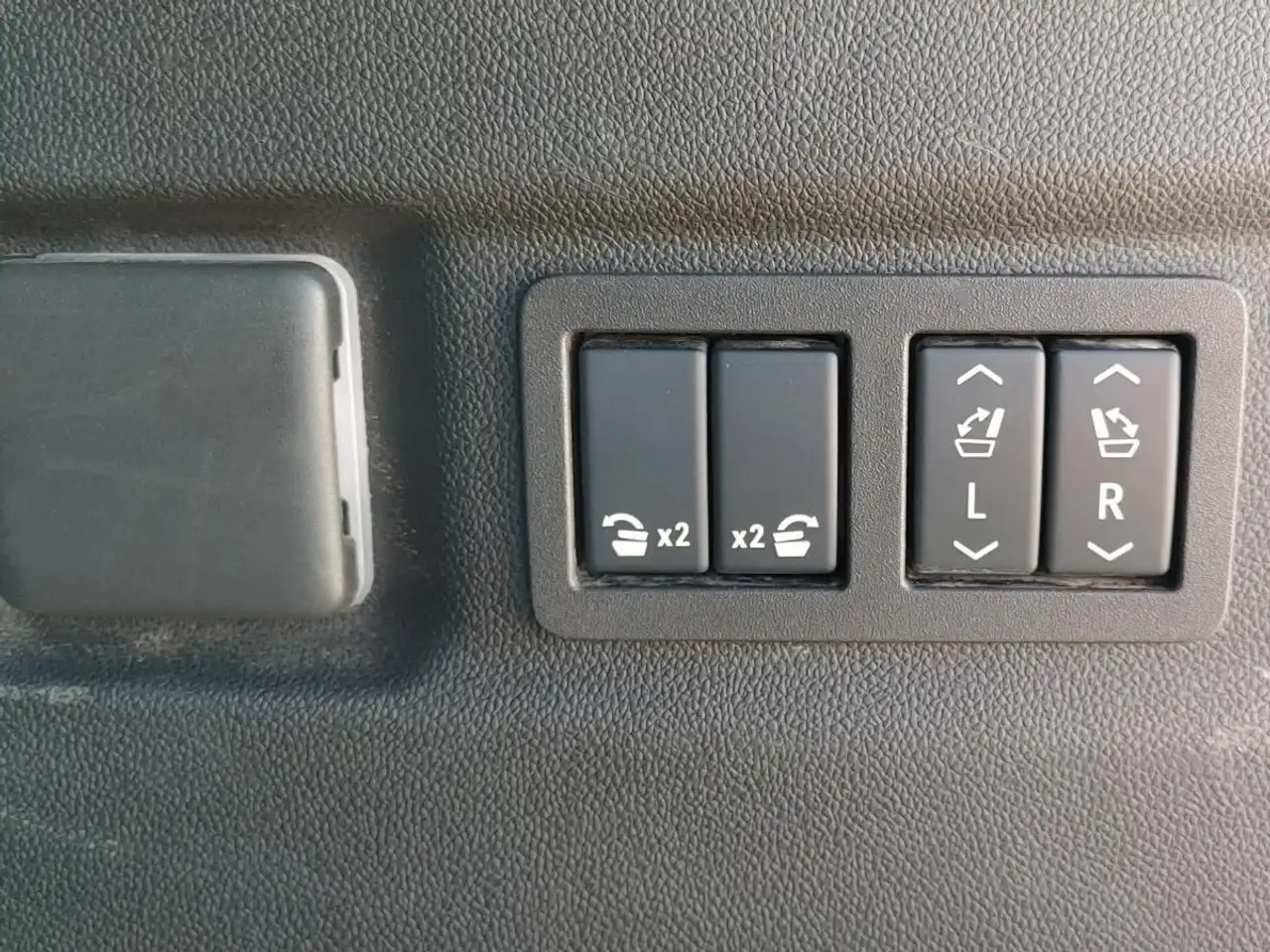 GMC Yukon снимка GMC Yukon