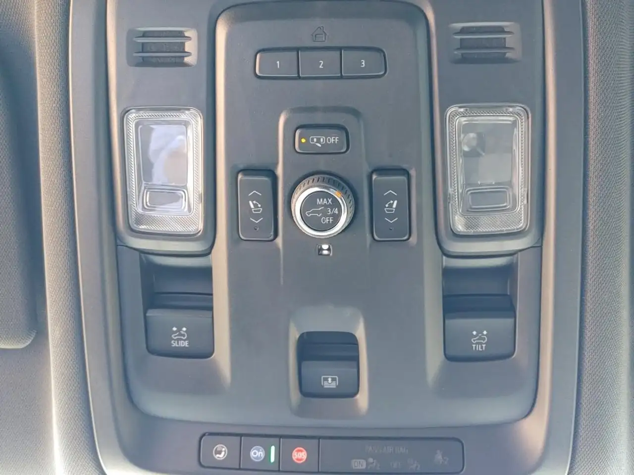 GMC Yukon снимка GMC Yukon