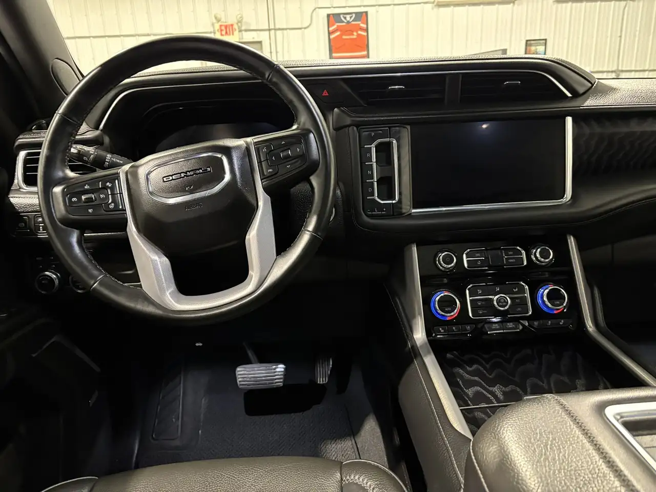 GMC Yukon photo GMC Yukon
