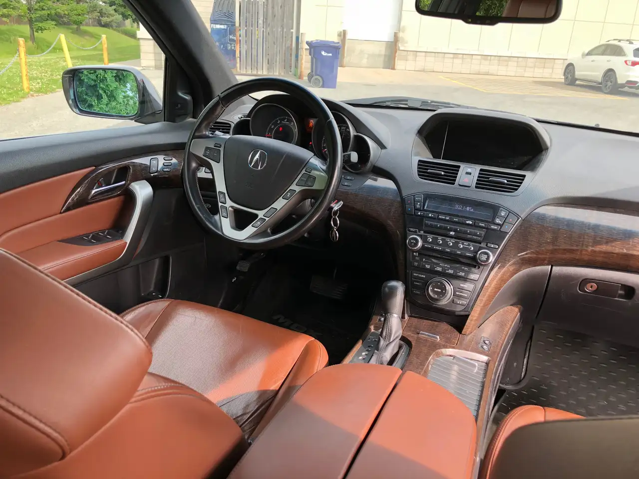Acura MDX снимка Acura MDX
