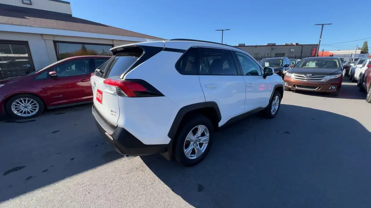 Toyota RAV 4 photo Toyota RAV 4