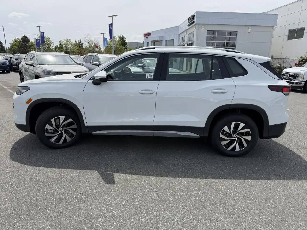 Volkswagen Tiguan снимка Volkswagen Tiguan