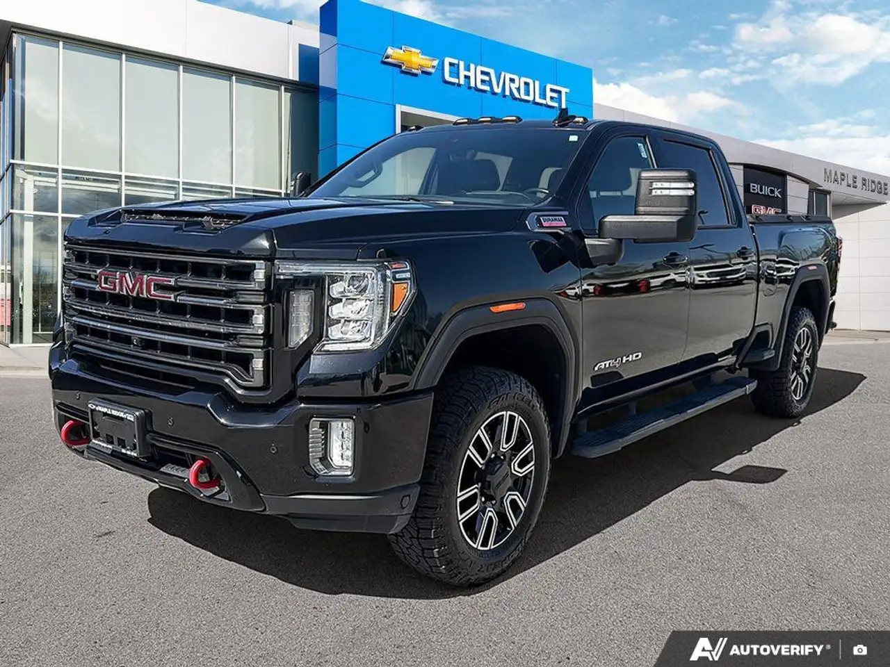 GMC Sierra 3500HD снимка GMC Sierra 3500HD