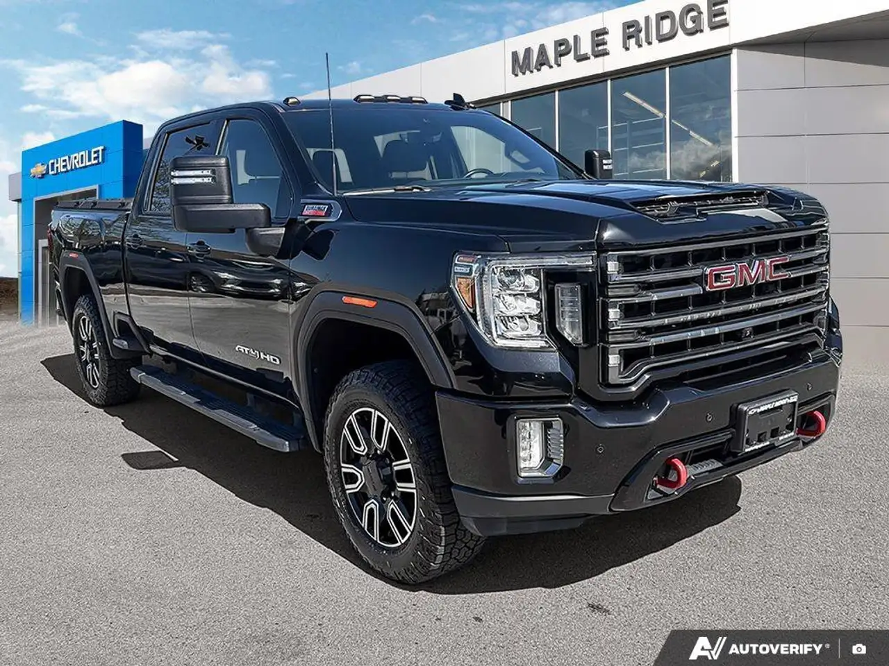 GMC Sierra 3500HD снимка GMC Sierra 3500HD