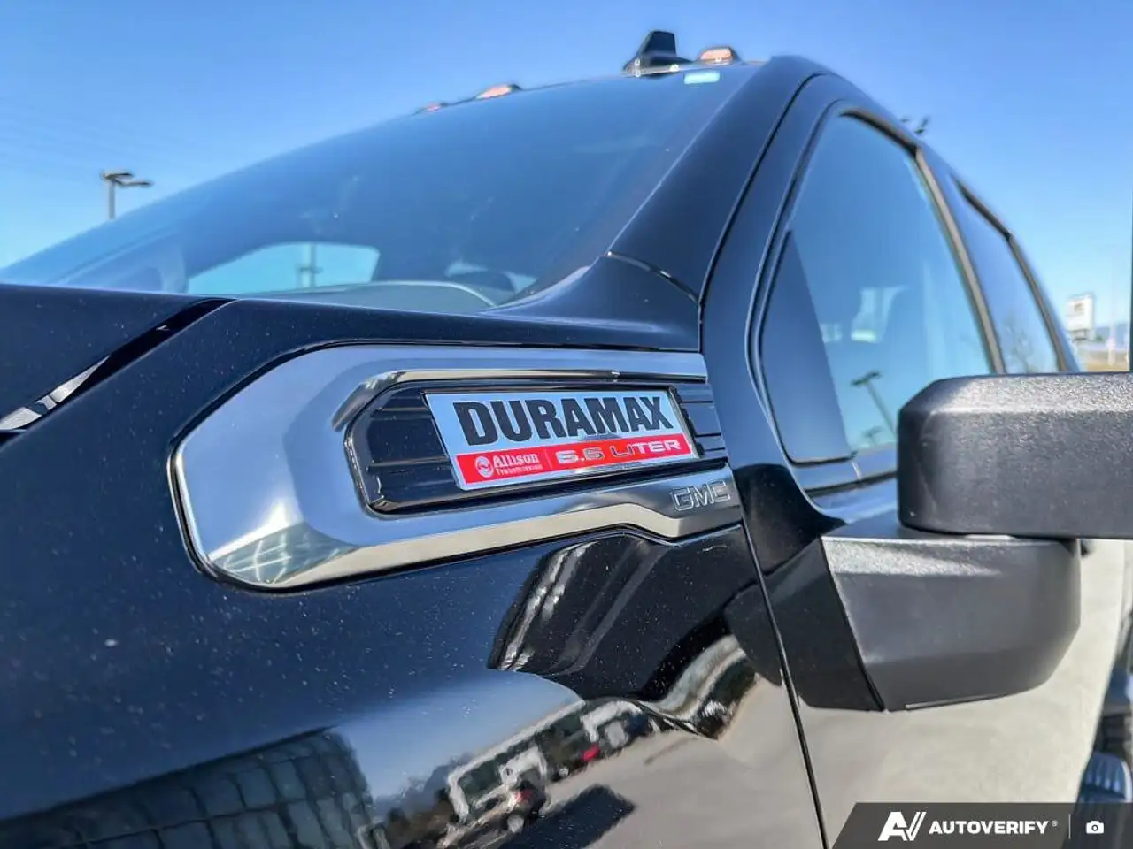GMC Sierra 3500HD снимка GMC Sierra 3500HD