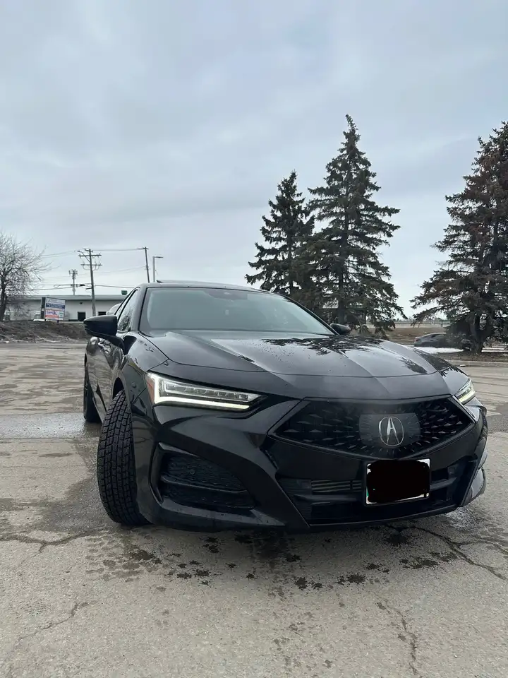 Acura TLX снимка Acura TLX