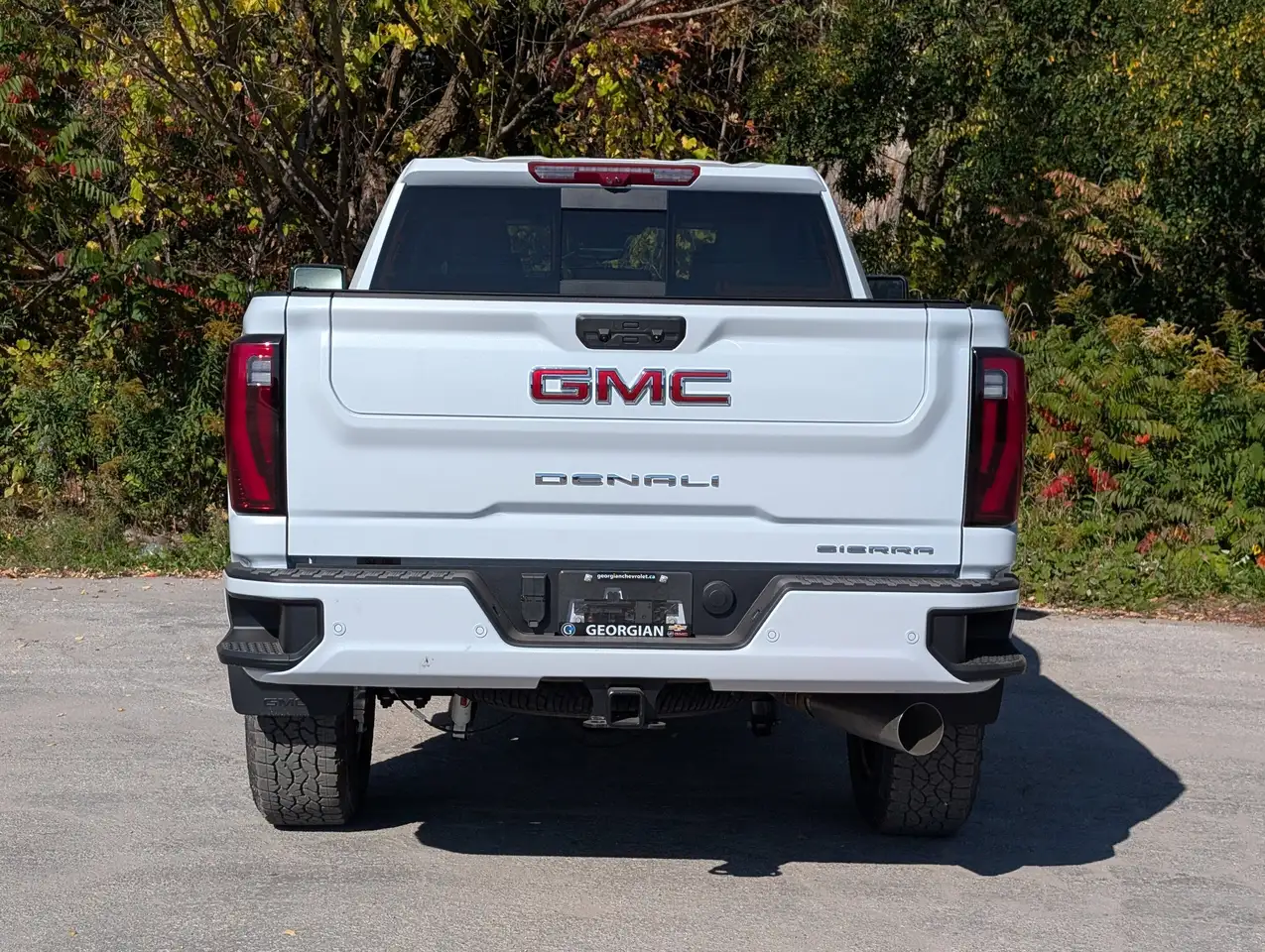 GMC Sierra 2500HD снимка GMC Sierra 2500HD