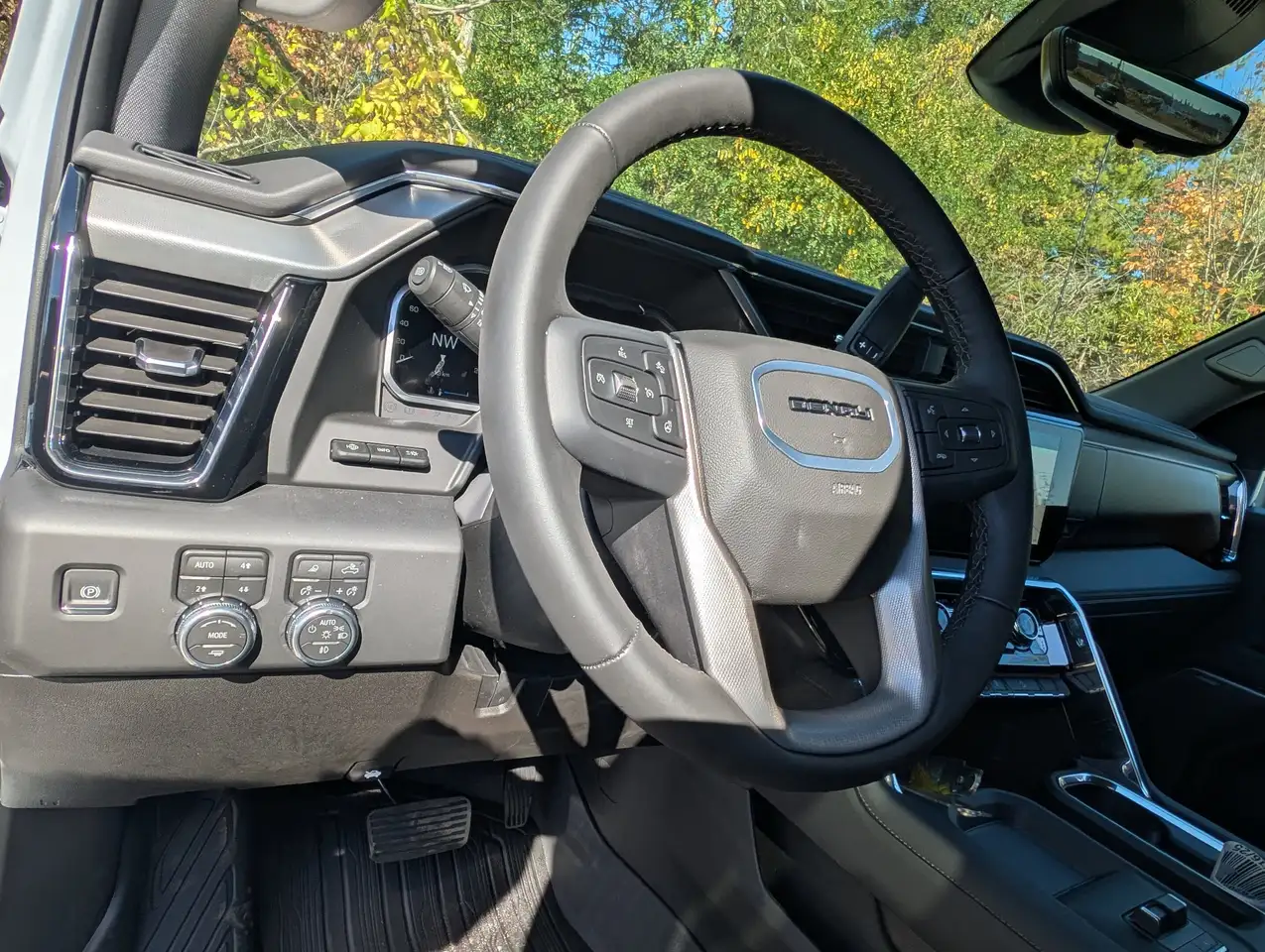 GMC Sierra 2500HD снимка GMC Sierra 2500HD