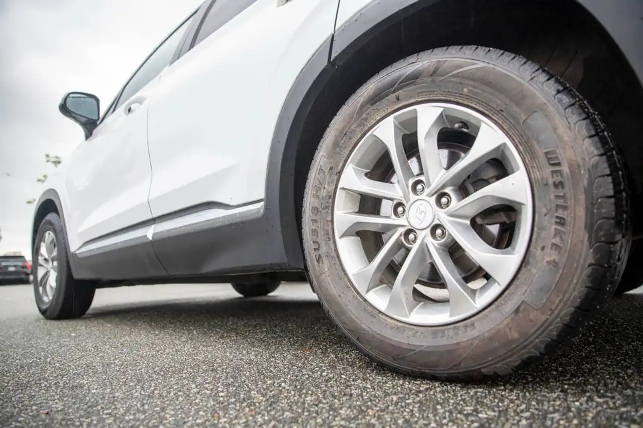 Hyundai SANTA FE снимка Hyundai SANTA FE
