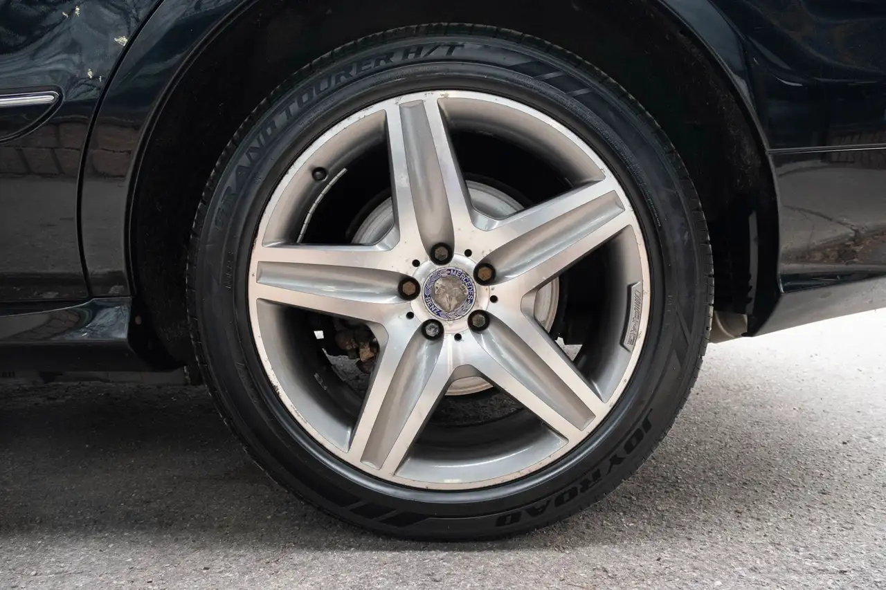 Mercedes-Benz R-Class fotografie Mercedes-Benz R-Class