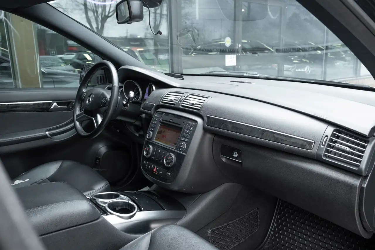 Mercedes-Benz R-Class fotografie Mercedes-Benz R-Class
