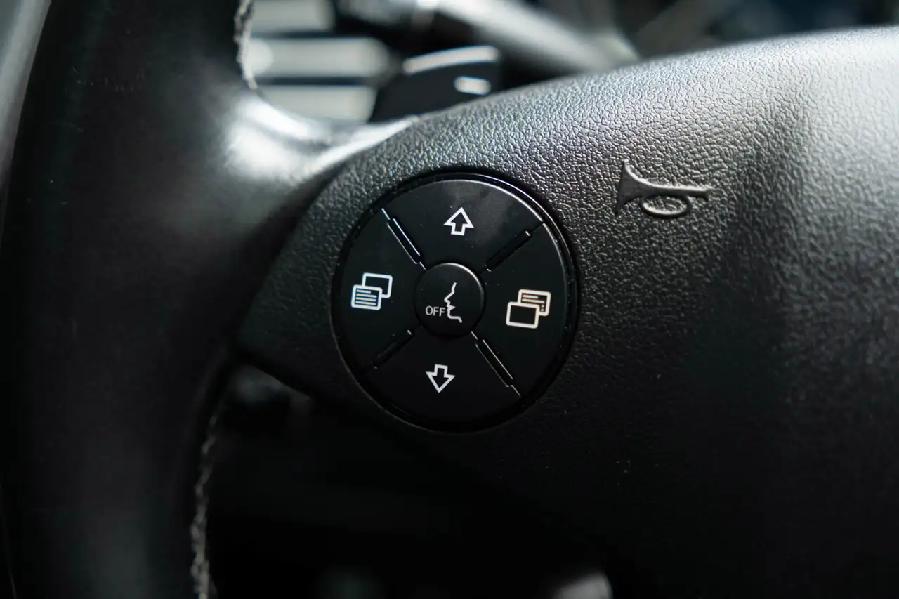 Mercedes-Benz R-Class fotografie Mercedes-Benz R-Class
