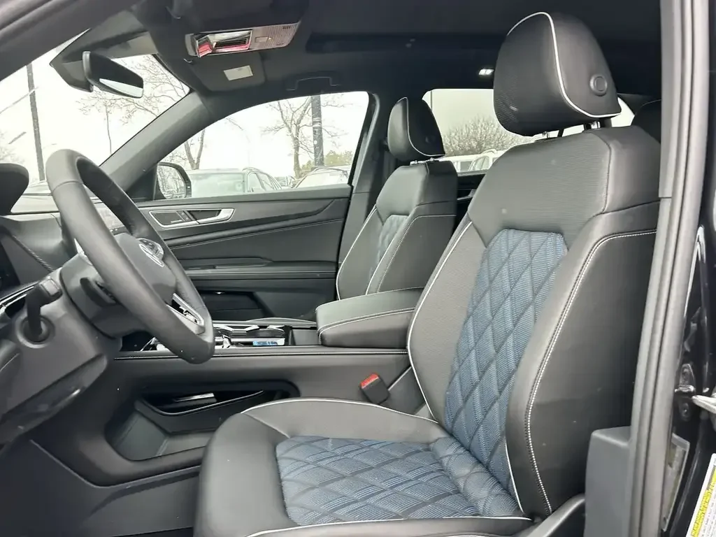 Volkswagen Atlas снимка Volkswagen Atlas
