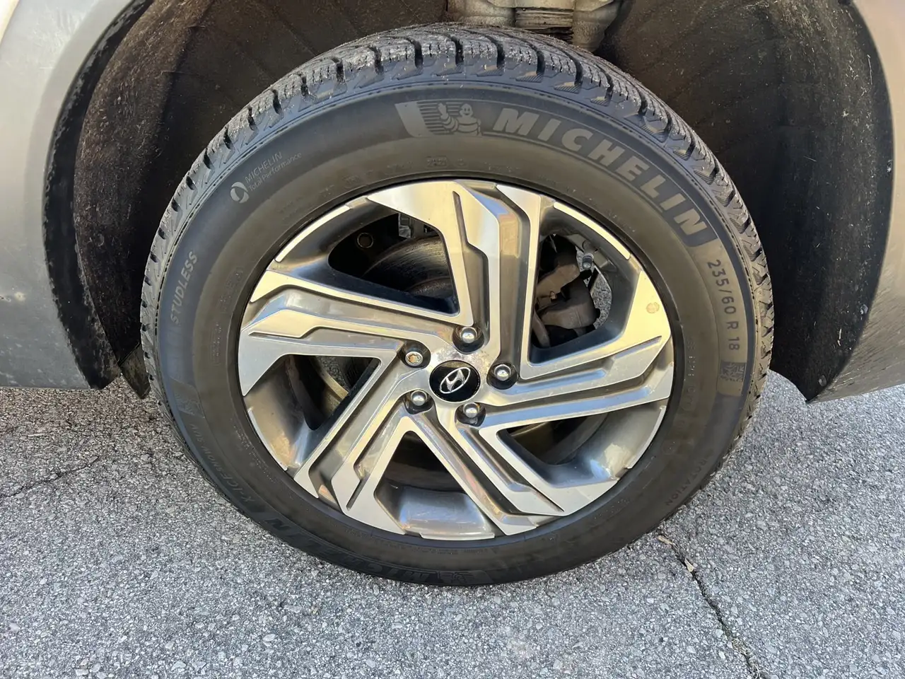 Hyundai SANTA FE снимка Hyundai SANTA FE