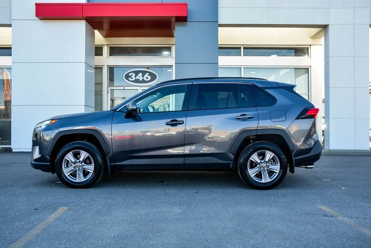 Toyota RAV 4 снимка Toyota RAV 4