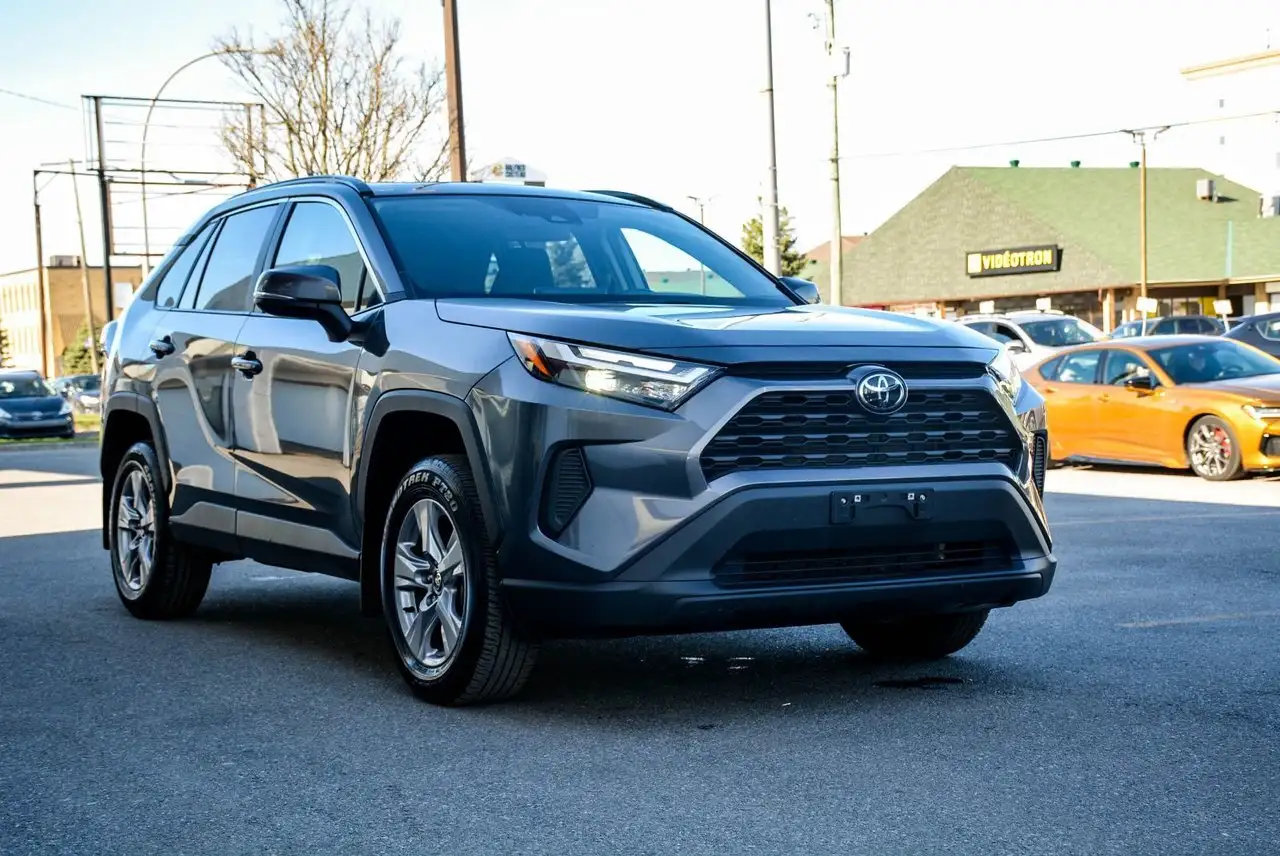 Toyota RAV 4 снимка Toyota RAV 4