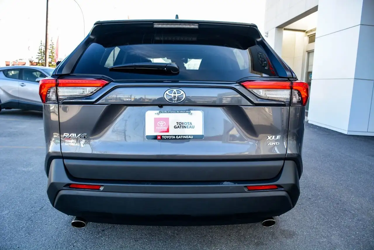 Toyota RAV 4 снимка Toyota RAV 4