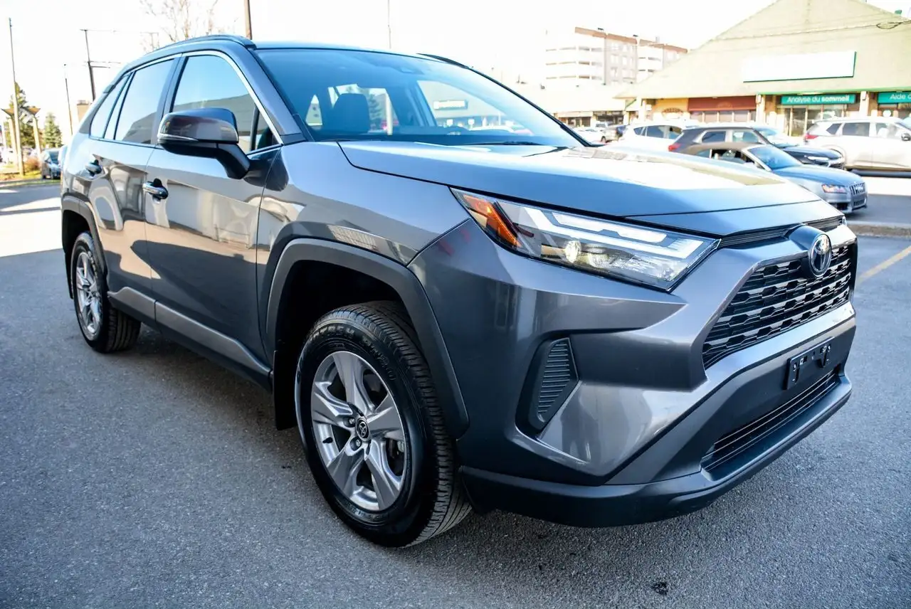 Toyota RAV 4 снимка Toyota RAV 4