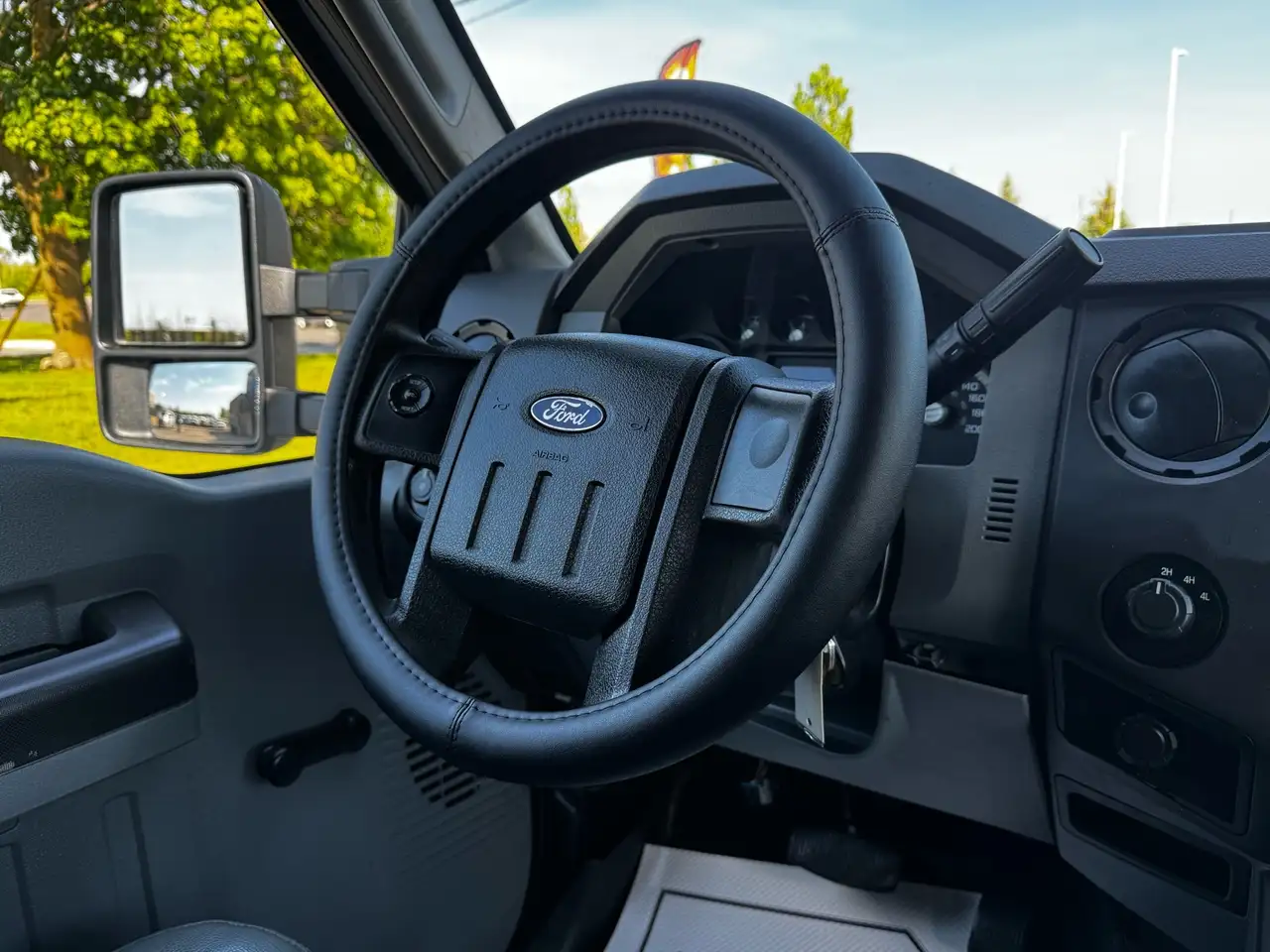 Ford F-450 Super Duty снимка Ford F-450 Super Duty