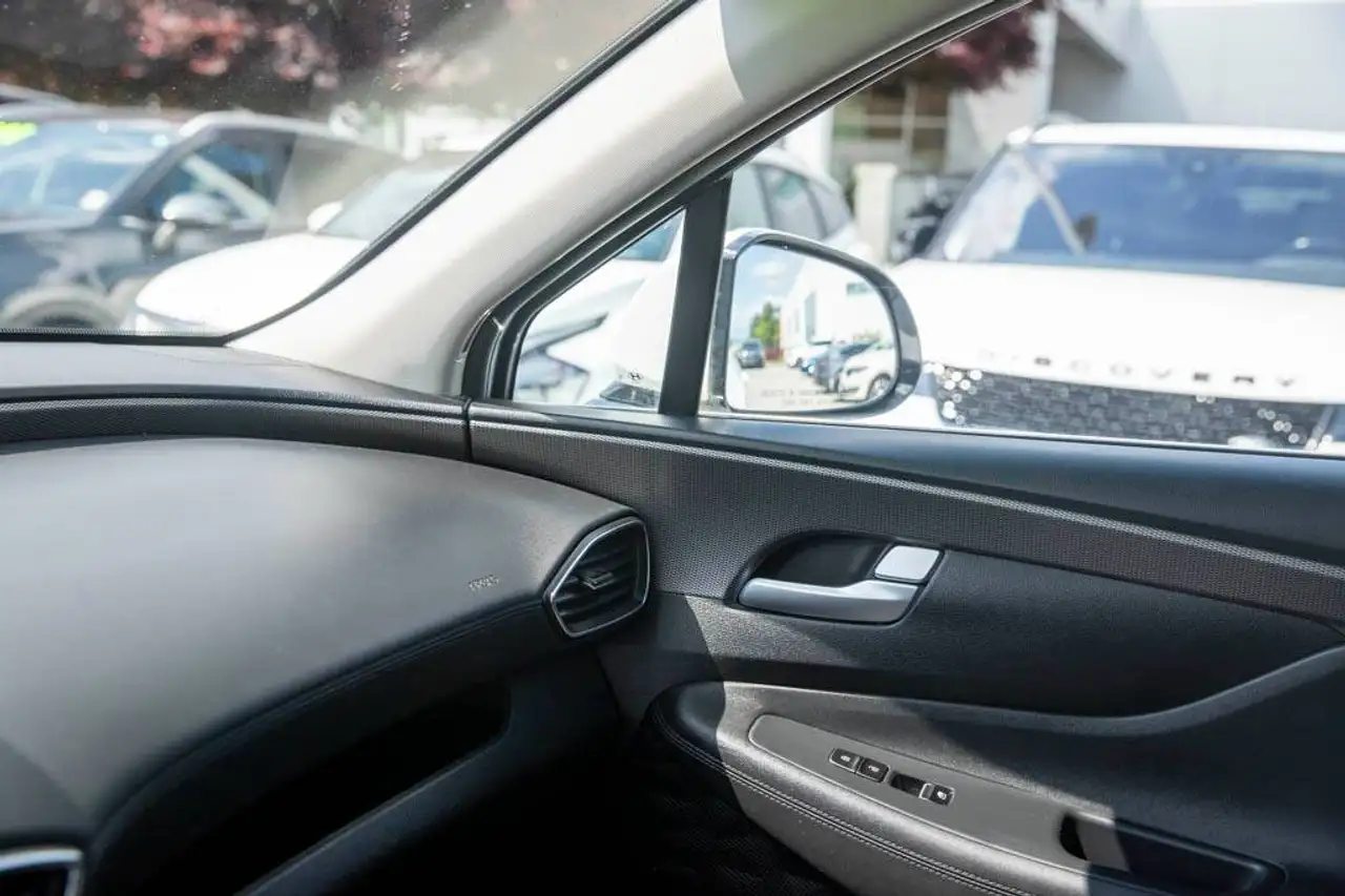 Hyundai SANTA FE снимка Hyundai SANTA FE
