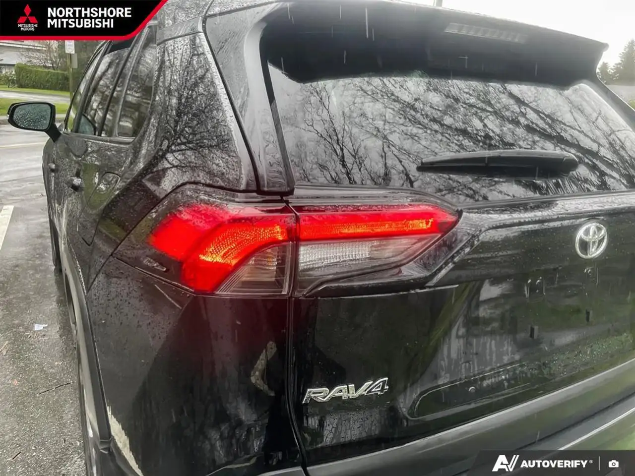 Toyota RAV 4 снимка Toyota RAV 4