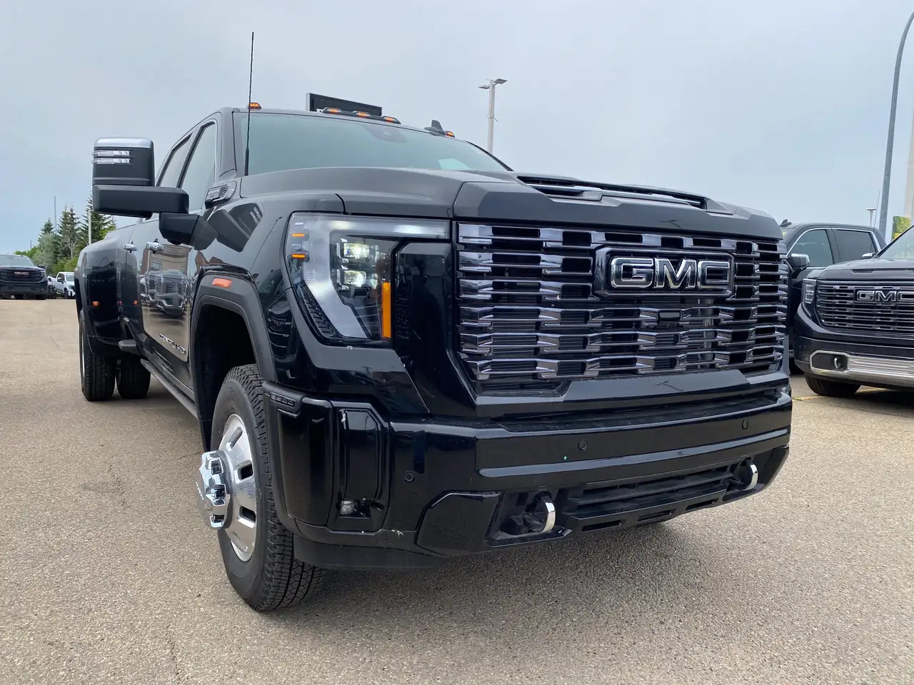 GMC Sierra 3500HD fotografie GMC Sierra 3500HD
