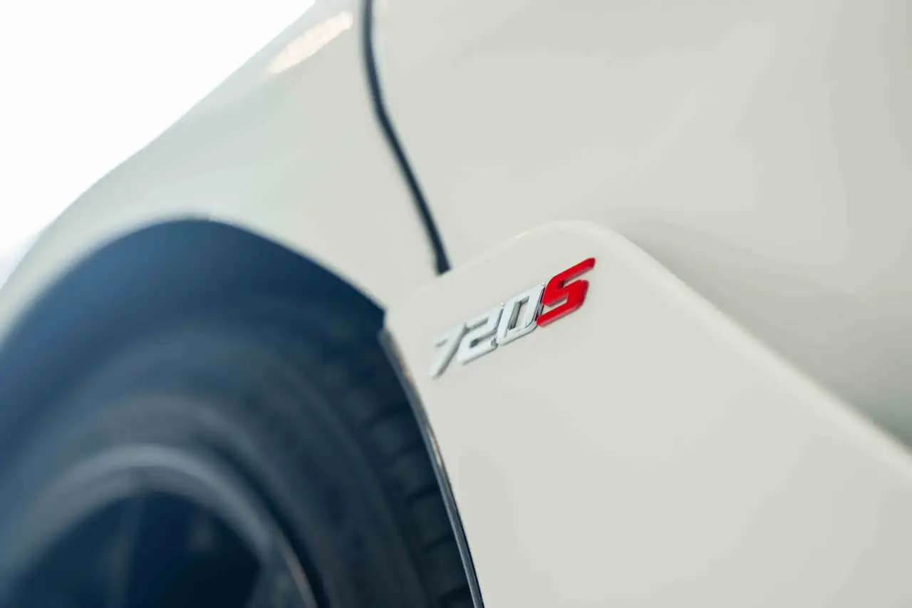 McLaren 720S photo McLaren 720S