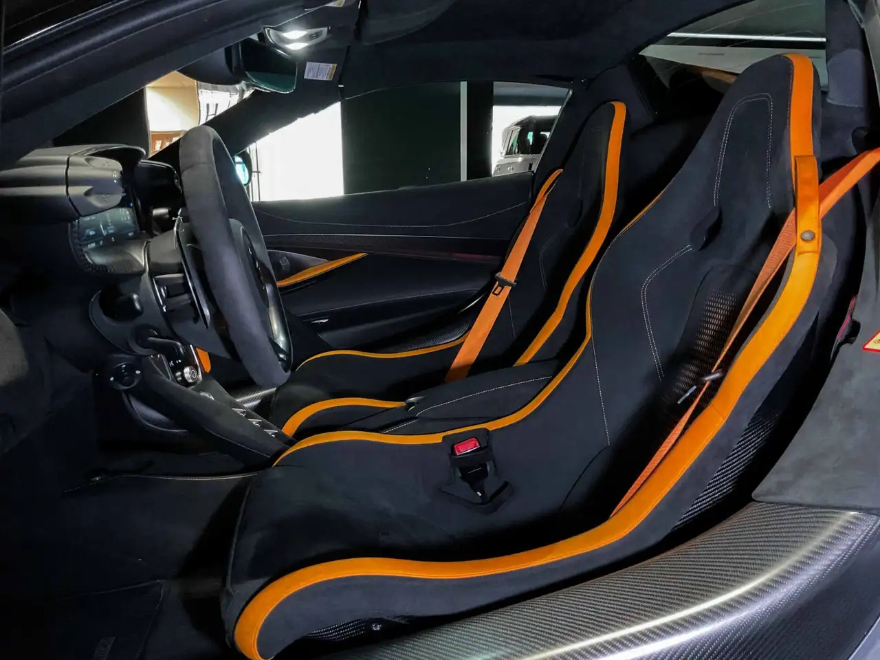 McLaren 750S снимка McLaren 750S