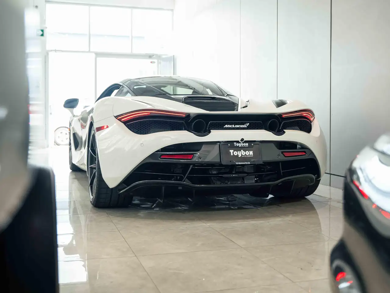 McLaren 720S photo McLaren 720S