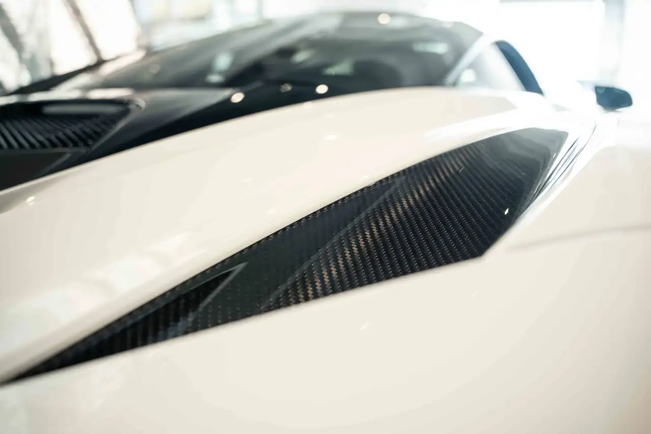 McLaren 720S photo McLaren 720S