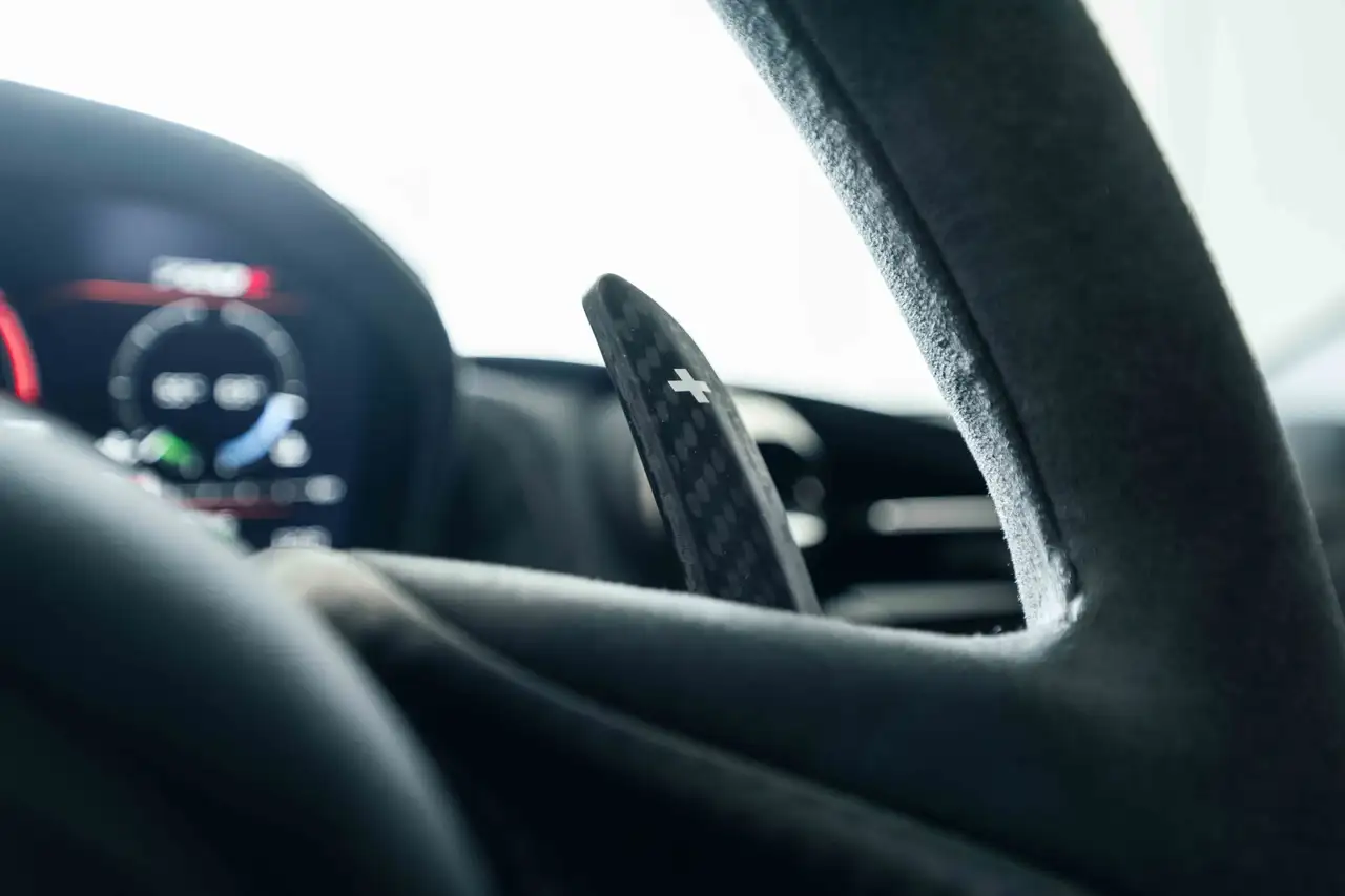 McLaren 720S photo McLaren 720S