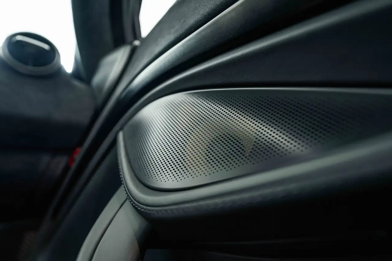 McLaren 720S photo McLaren 720S
