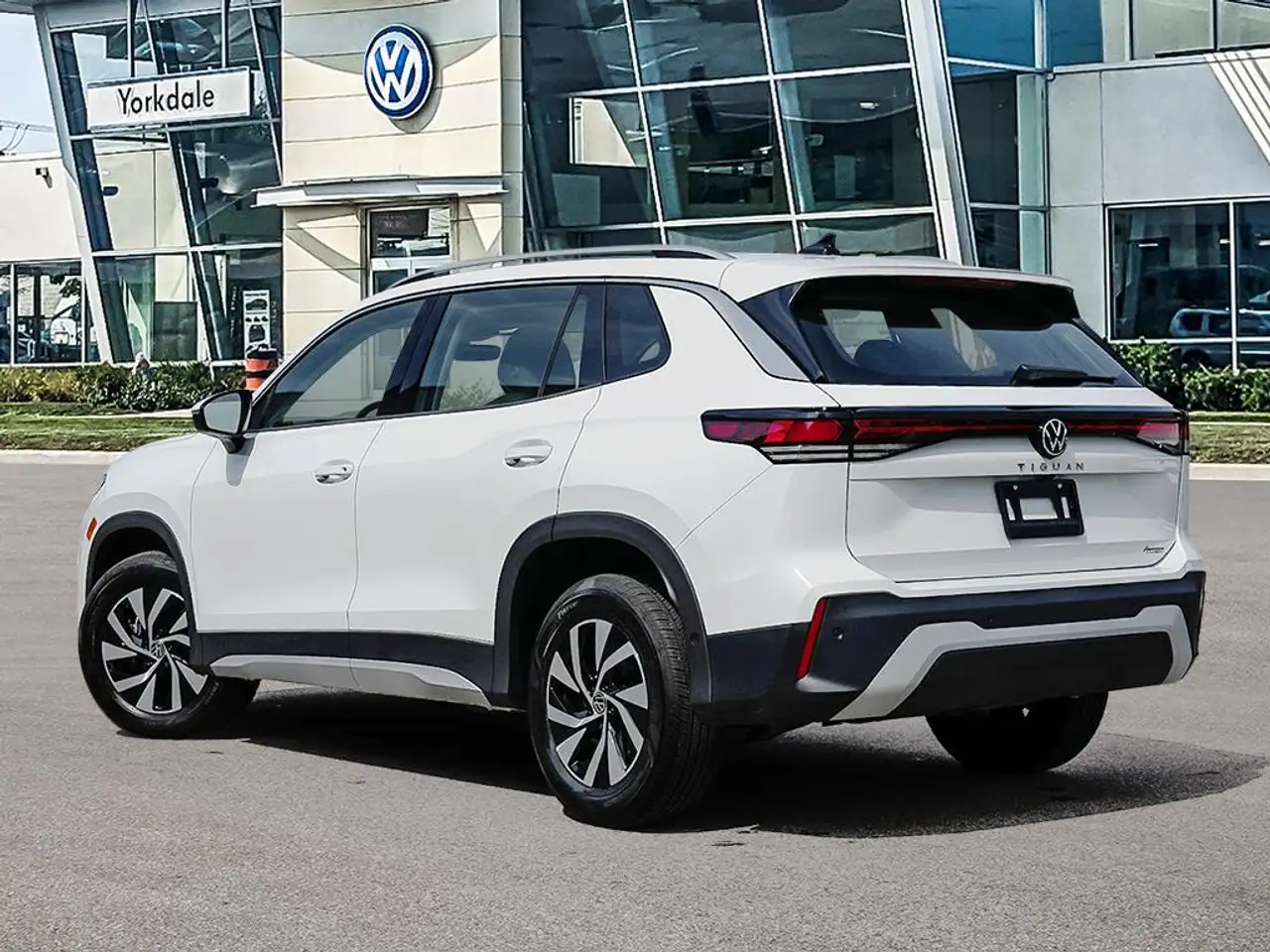 Volkswagen Tiguan снимка Volkswagen Tiguan