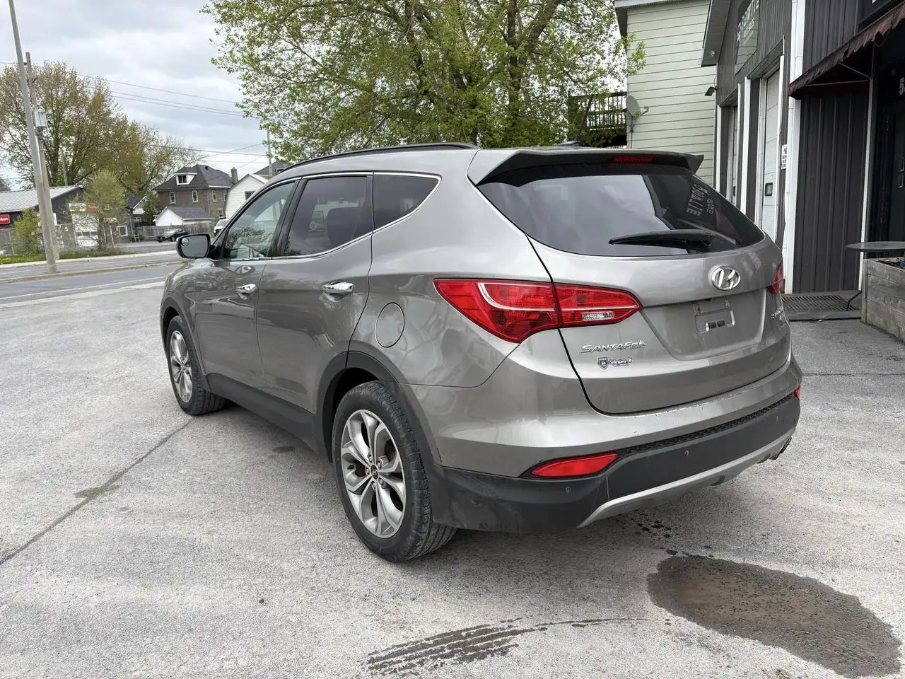 Hyundai SANTA FE photo Hyundai SANTA FE