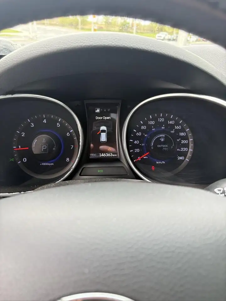 Hyundai SANTA FE photo Hyundai SANTA FE