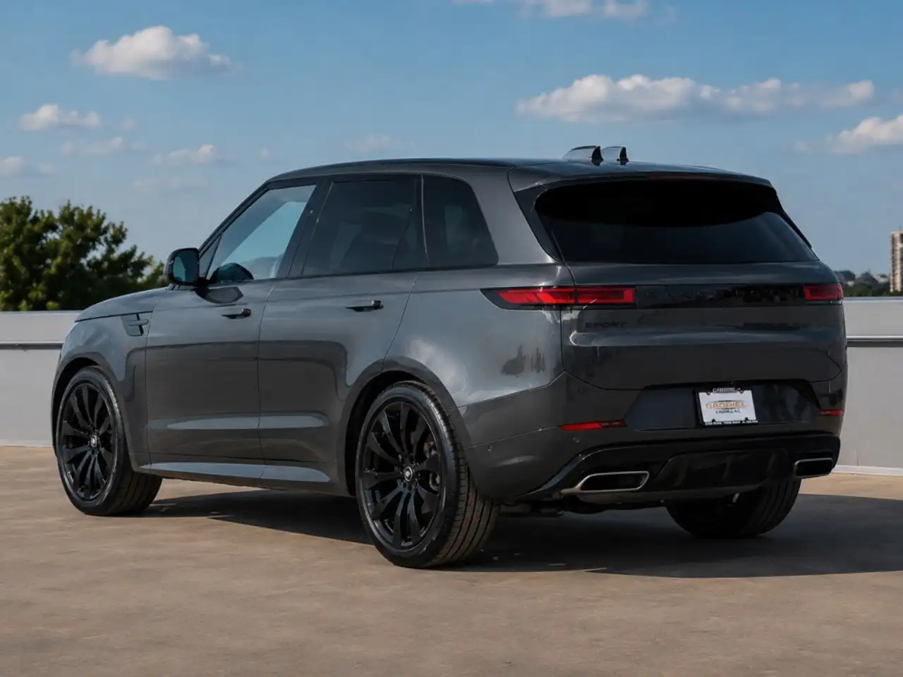 Land Rover Range Rover Sport photo Land Rover Range Rover Sport